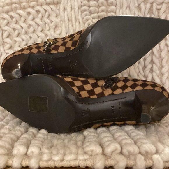 SOLD Louis Vuitton Pony Hair Booties - Picture 13 of 16